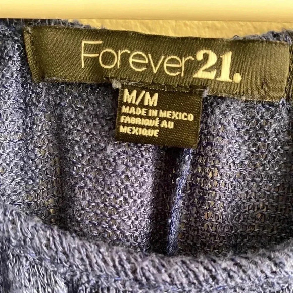 💥Forever 21 Navy Crew Neck Top M - Picture 4 of 5